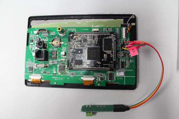 RS232 および POE の埋め込まれたタブレットの PC